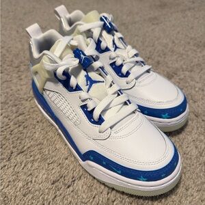 Nike Spizike Low Youth 5.5